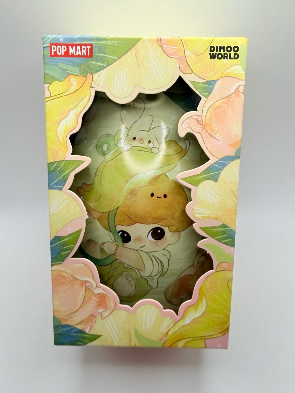 DIMOO- Moments in Bloom- Tinplate Egg & Aroma Diffuser- POP MART